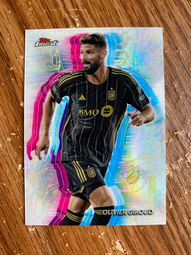2024 Topps Finest MLS Olivier Giroud Hologlow Variation Refractor #12