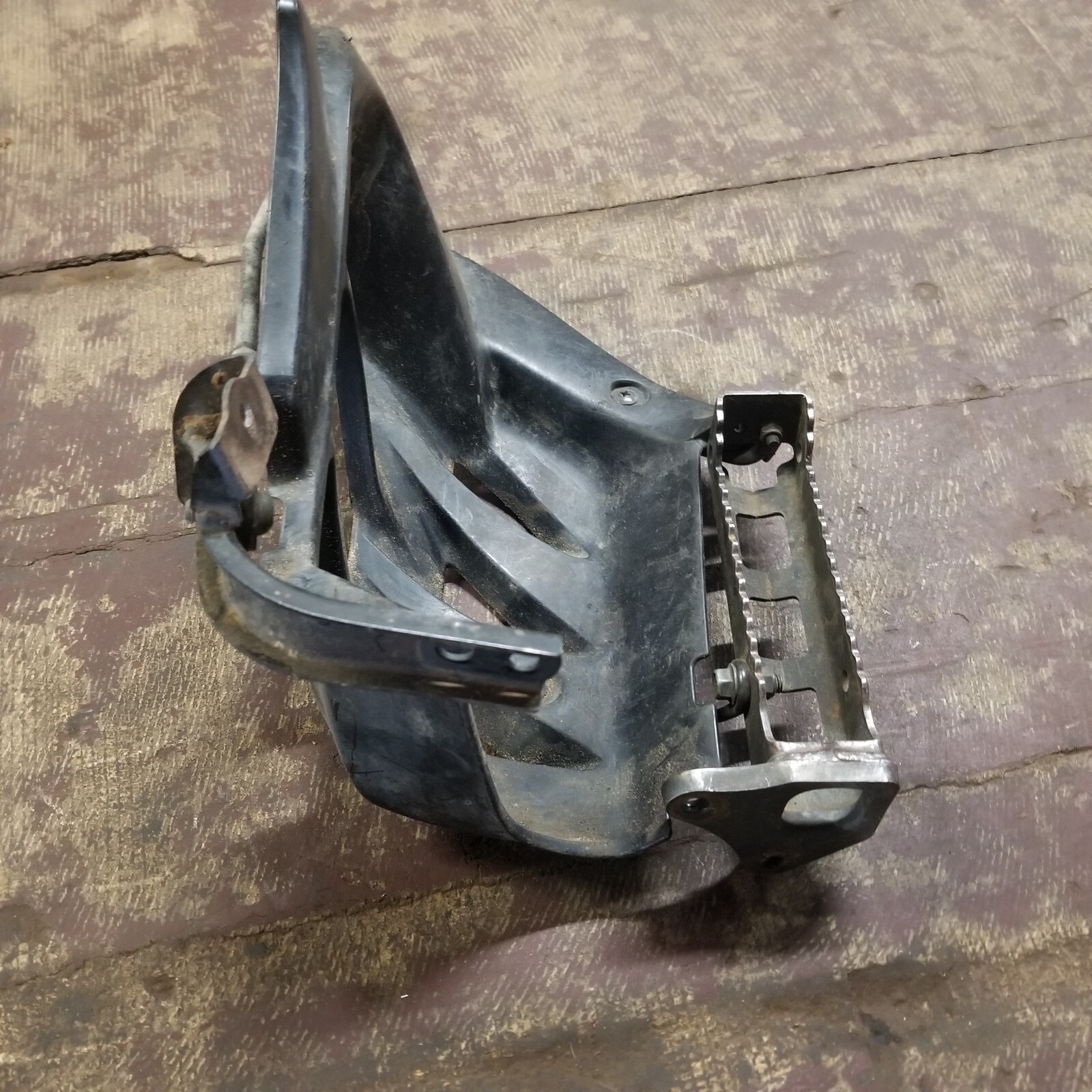 2005 20042009 YAMAHA YFZ 450 YFZ450 Left Heel Guard Foot Peg eBay