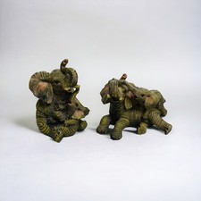 2 Elephants with Baby Calves Figurines 3'" Plastic Wild Life Collection Decor