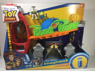 imaginext alien playset