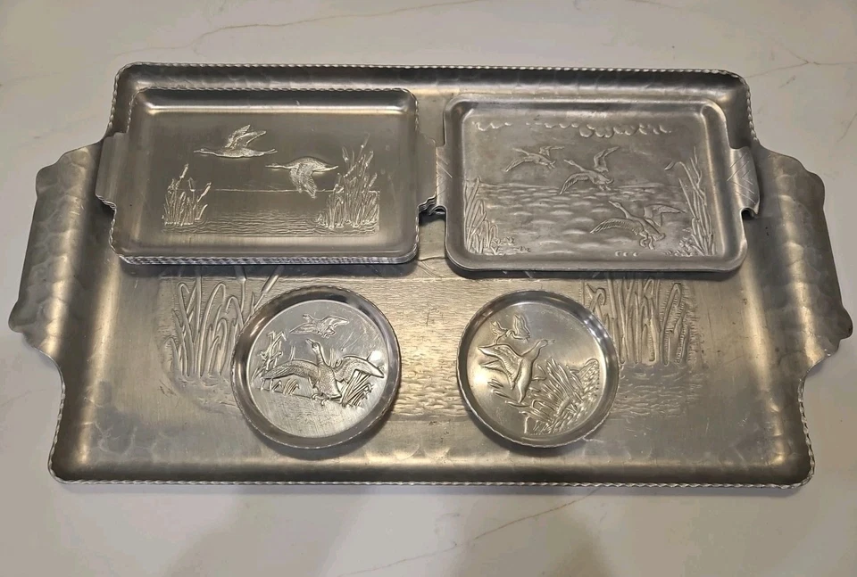 Bandeja para servir patos/gansos de aluminio martillado de colección 16x9, 6 bandejas pequeñas, 6 posavasos Foto 2 de 4