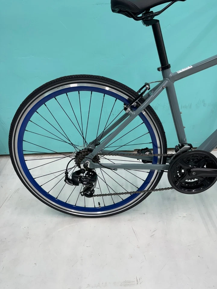 Mens Hybrid Bicycle 700C ALUMINUM SHIMANO - GREY LOCO CYCLES - Image 4 of 4