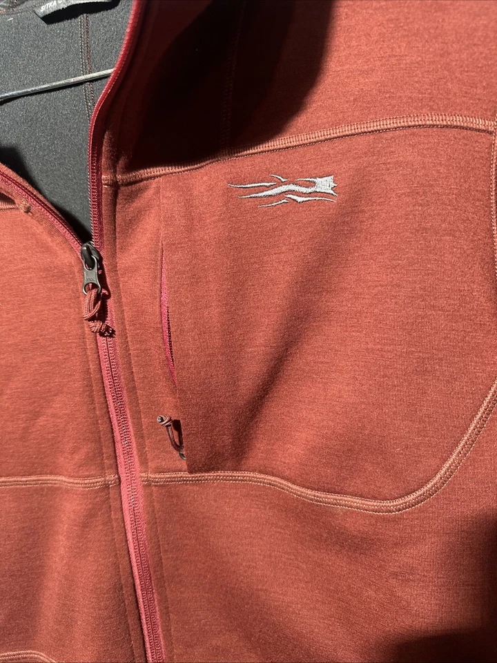 Sitka Gear Camp 连帽衫红河尺寸 M 查看说明 — 第 3/4 张图片