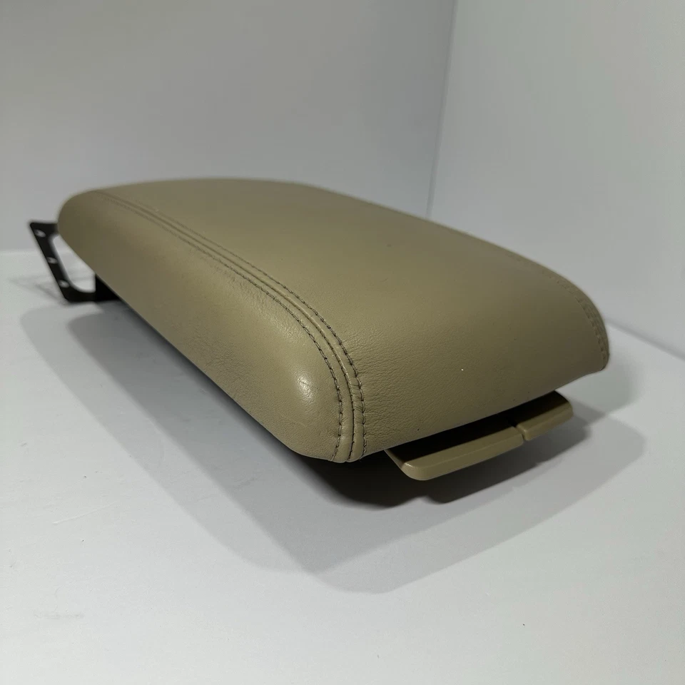 Cadillac DTS 2006-2011 consola central cuero beige reposabrazos tapa almacenamiento OEM Foto 3 de 4