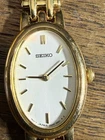Vintage Seiko Quartz V400-1019 Gold Tone Oval Womens Watch 17mm New Batt