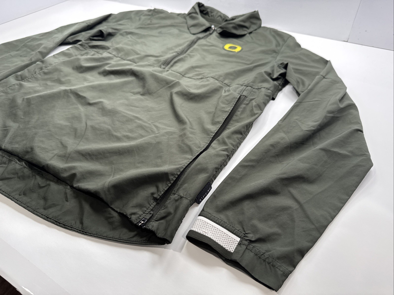 SACAI X NIKE Oregon Ducks taglia SMALL Nike giacca a vento pullover sul campo verde CQ5117 355