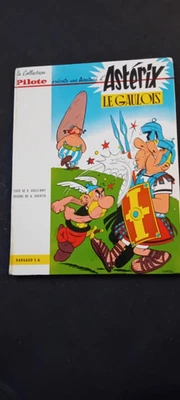 BD bd Asterix le gaulois pilote réédition dos blanc 1961 BE - Photo 1/4