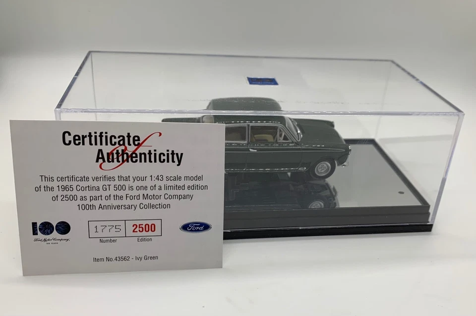 Classic Carlectables 1:43 #43562 Ford 1965 Cortina GT 500, Ivy Green NEW - Image 3 of 4