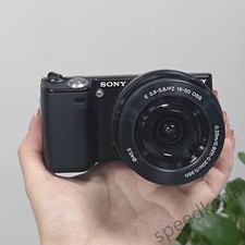 SONY Alpha NEX-5 14.2MP Mirrorless Digital Camera With 16-50mm Lens 90 NEW