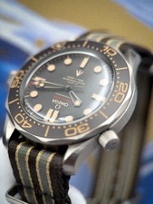 OMEGA Seamaster Diver 300M NTTD 007 42mm Complete Set Mint 210.92.42.20.01.001 7