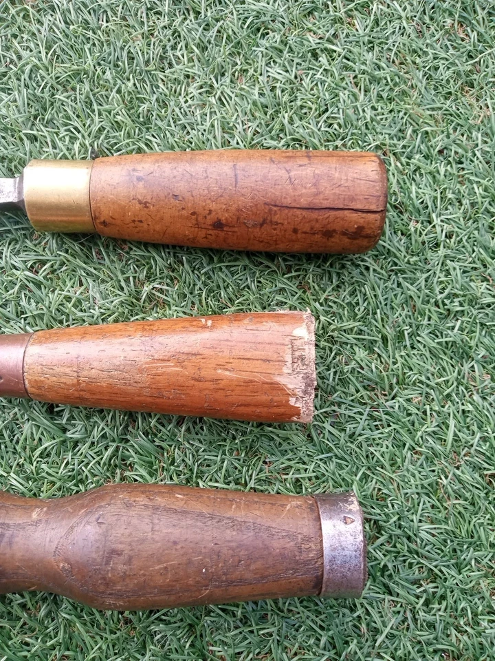 Vintage I Sorby Firmer Chisels x 3. Cast Steel Sheffield. 1 1/2 x 2 and 1 1/4 - Image 4 of 4