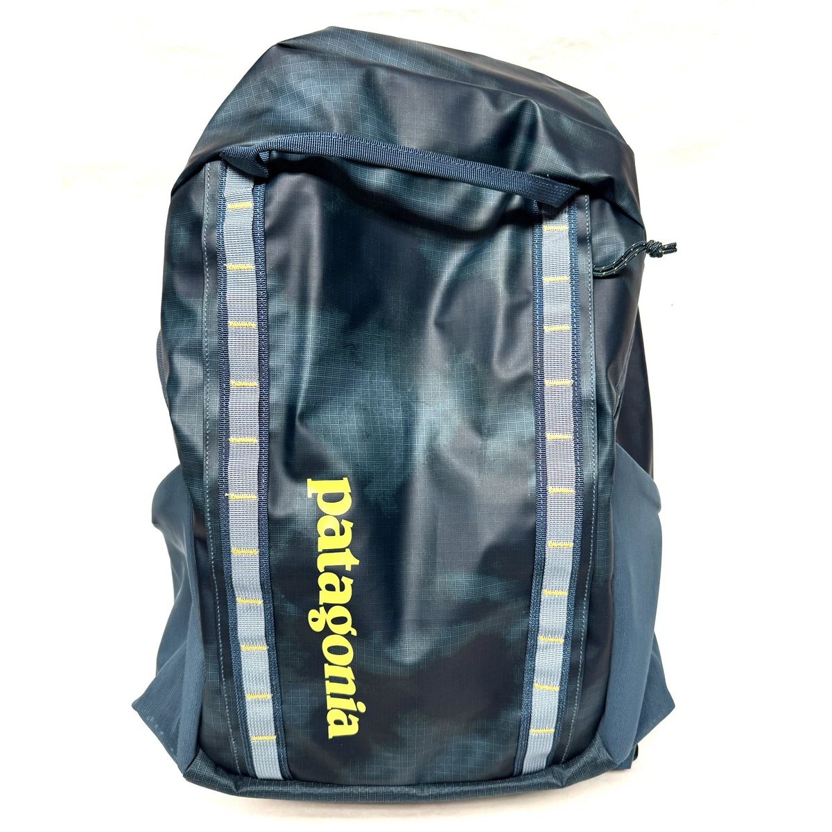 red patagonia duffle bag Black Hole Snow Roller The internal compression straps The North Face Vault Color:Summit Navy/TNF Black-NPF gender-men