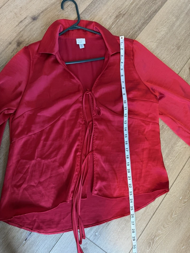 Blusa corbata satinada manga larga para mujer - Un nuevo día roja talla XL Foto 3 de 4