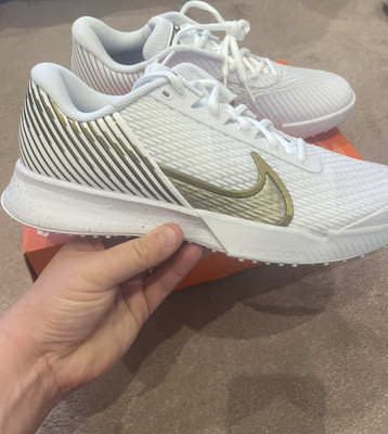 Nike Vapor Pro 2 Tennisschuhe weiß metallic gold Größe 7,5 sehr selten
