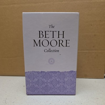Beth Moore The Beth Moore Collection B&H Books Hardcover Christian Life Box Set