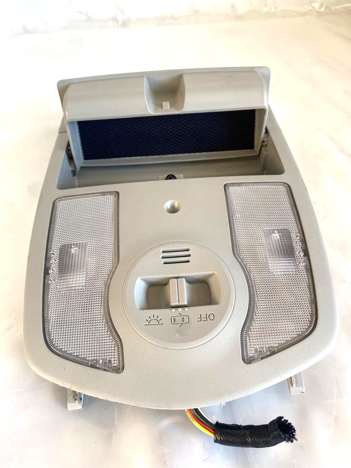 2014 丰田 PRIUS 混合头顶内部控制台圆顶地图灯内灯 J — 第 2/4 张图片