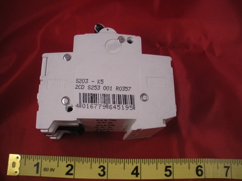 Interruttore ABB S203-K5 2CD S253 001 R0357 3 poli 5a 277/480 vac Nnb nuovo - Foto 4 di 5