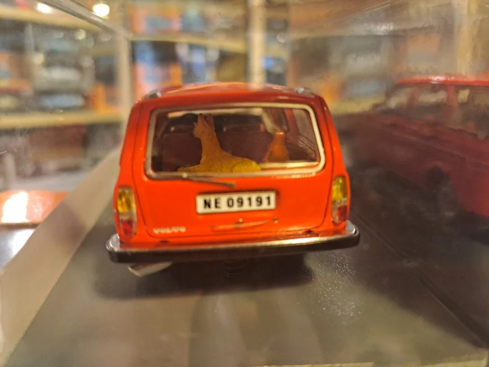 VOLVO 145 BREAK NEO 1/43 NEO43091 - Photo 2/3