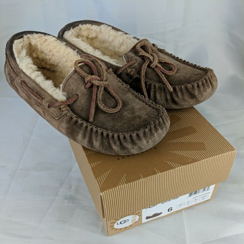 Genuine UGG Australia Dakota Slipper 