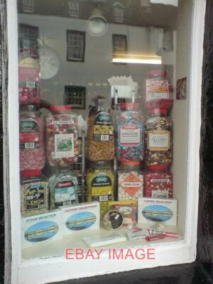 FOTO SWEET MEMORIES MAIN STREET INVERARAY HIMBEERTRÜFFEL KIRSCHLIPPEN SHERB
