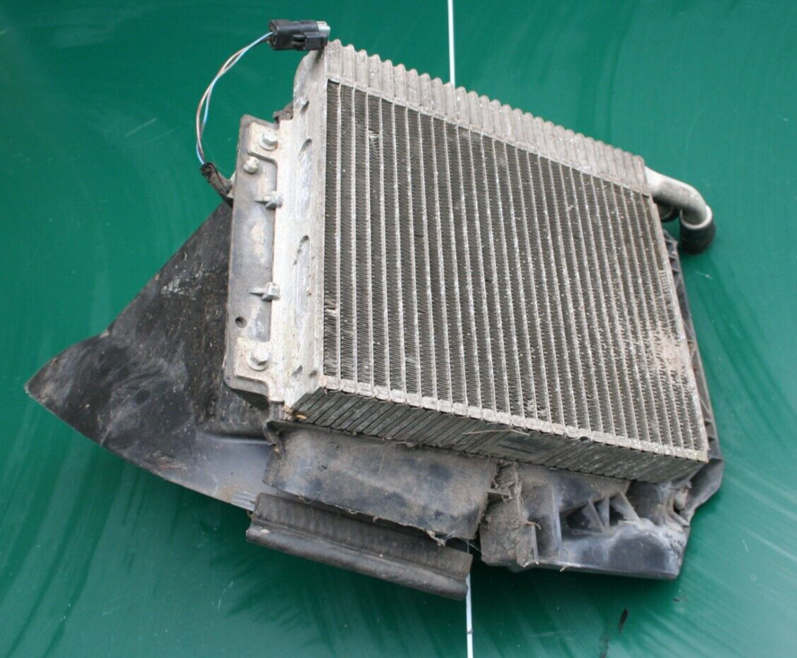 JAGUAR XF INTERCOOLER FRONT RIGHT SIDE & DUCT PIPE 3.0 TDV6RH SPORTS