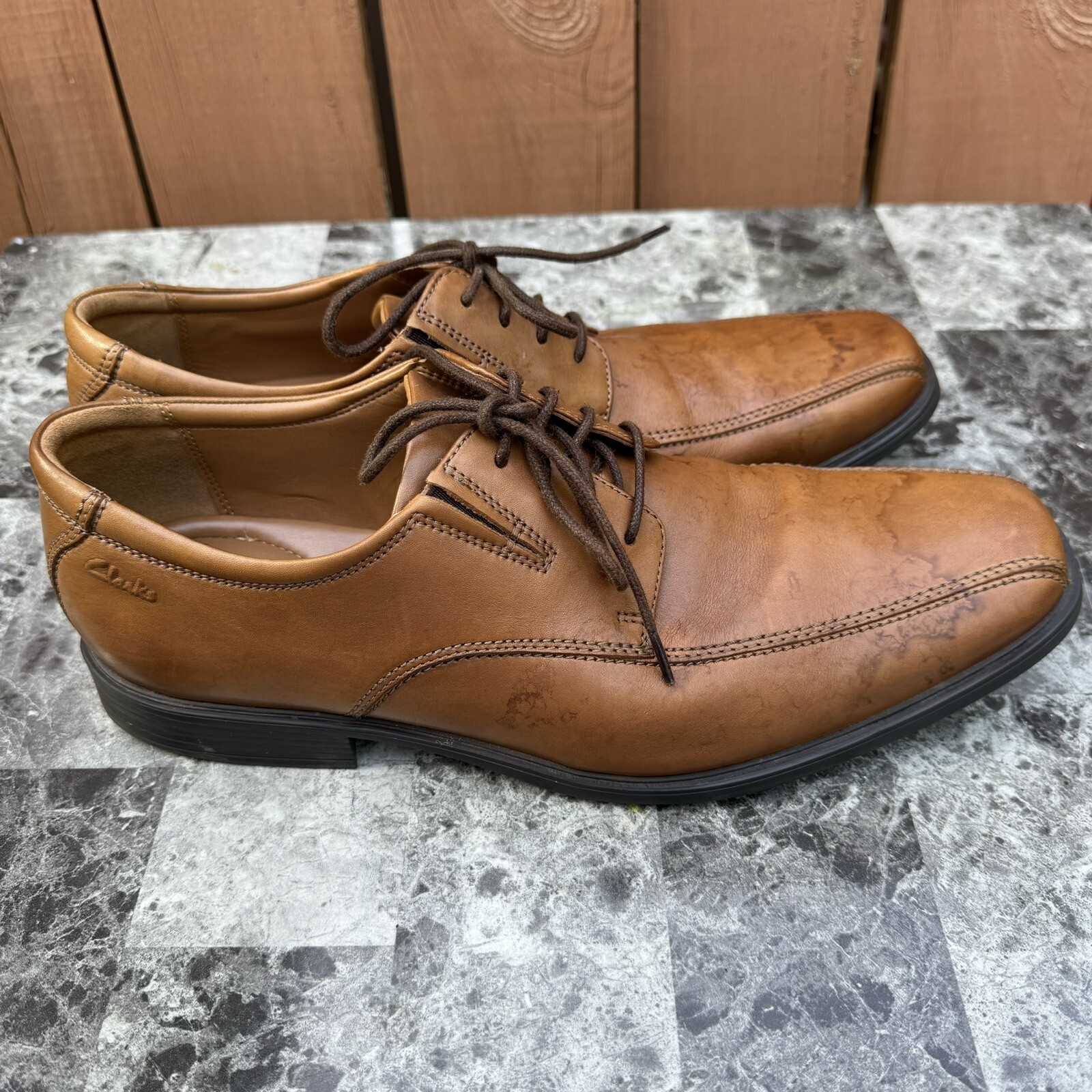 SAOLA Scarpe uomo Clarks Tilden Walk Oxford 11 M pelle marrone scuro