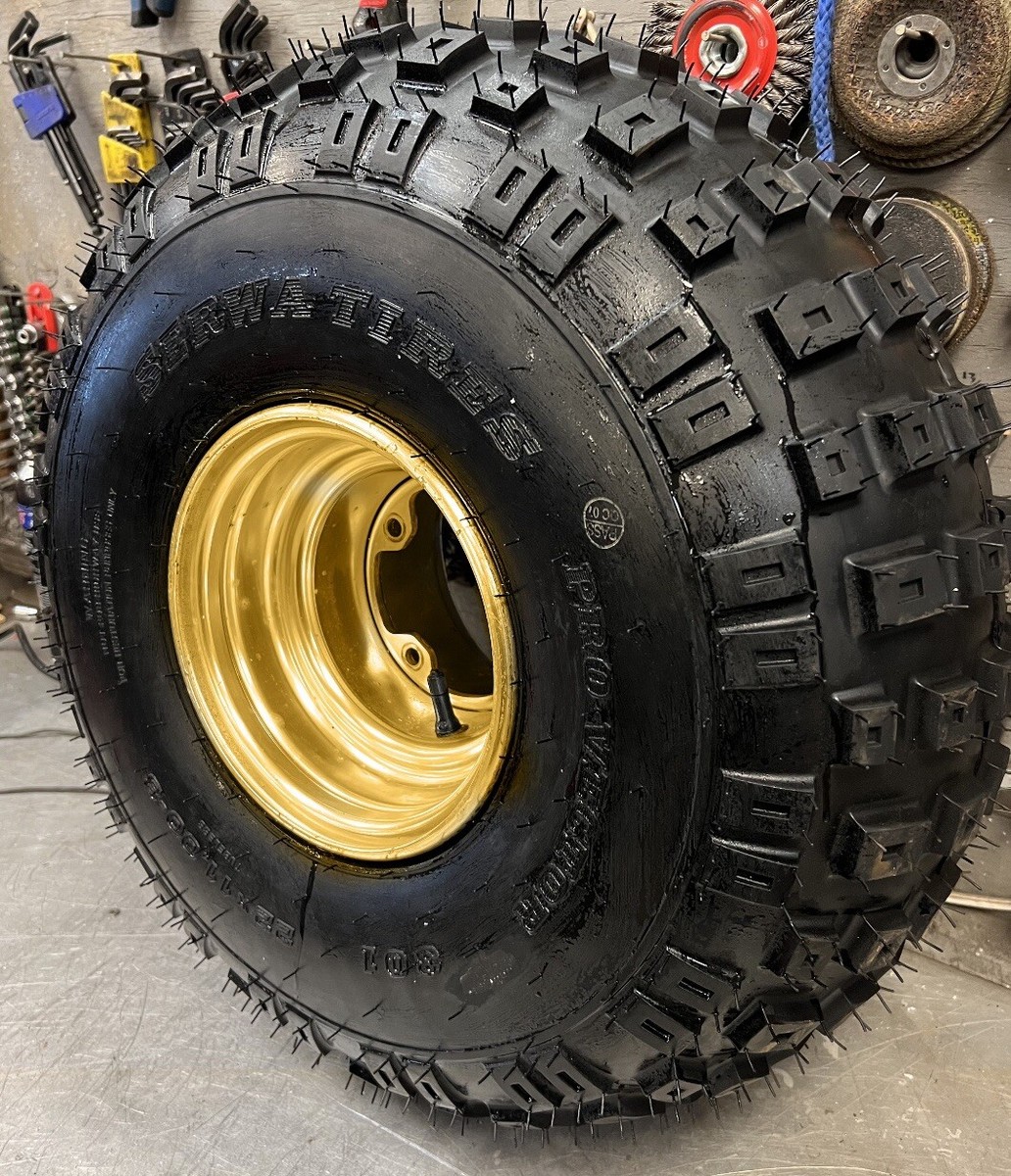 ＡＴＣ　ＣＯＭＰＥＴIＴIＯＮ　中古品 Set Of 2 / 1983-84 Honda ATC250r ATV Rear tire Serwa Pro Vector 22