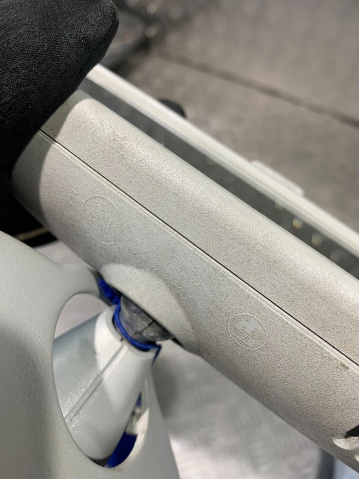 Espejo retrovisor interior Volkswagen Beetle 2006 1C0857511L #2 Foto 3 de 4