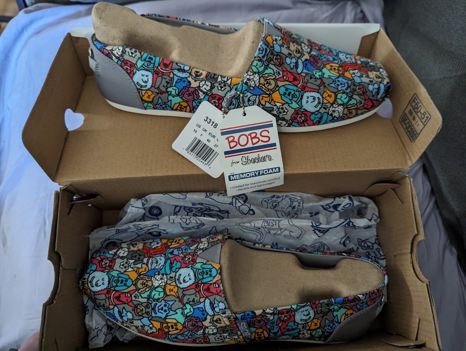 Skechers Bobs Dogs Woof Party Women’s Size 10 Memory Foam Shoes Petco