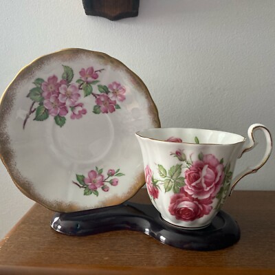 VTG Adderley Fine Bone China English Tea Cup & Saucer Set Roses Gold  Trim