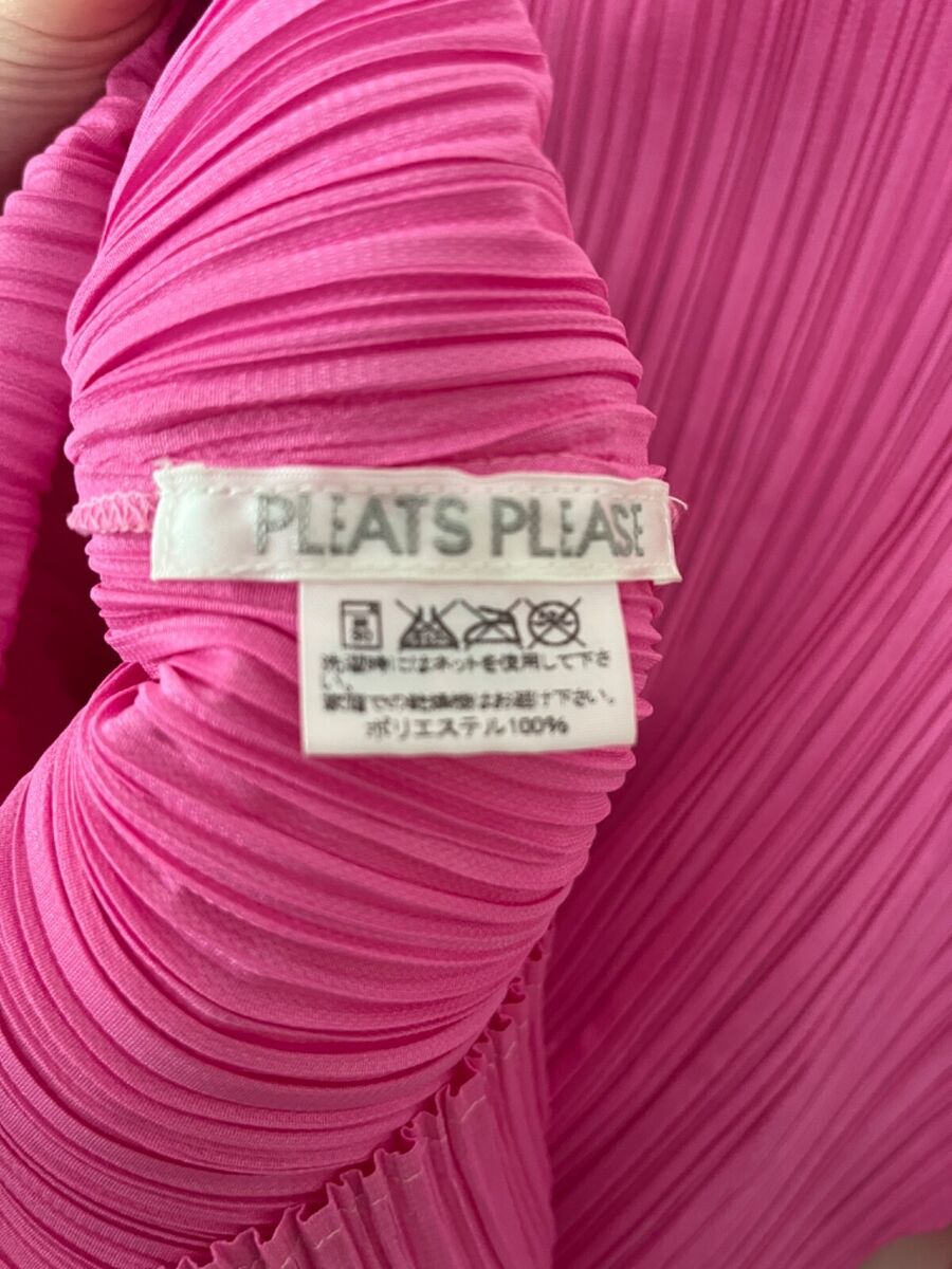 ISSEY MIYAKE Pleats Please Long Sleeve Top Fuchsia Pink Size ISSEY MIYAKE Pleats Please Long Sleeve Top Fuchsia Pink Size