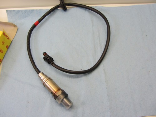 Vintage Mercedes Oxygen Sensor, 007 542 52 17 - Picture 3 of 7