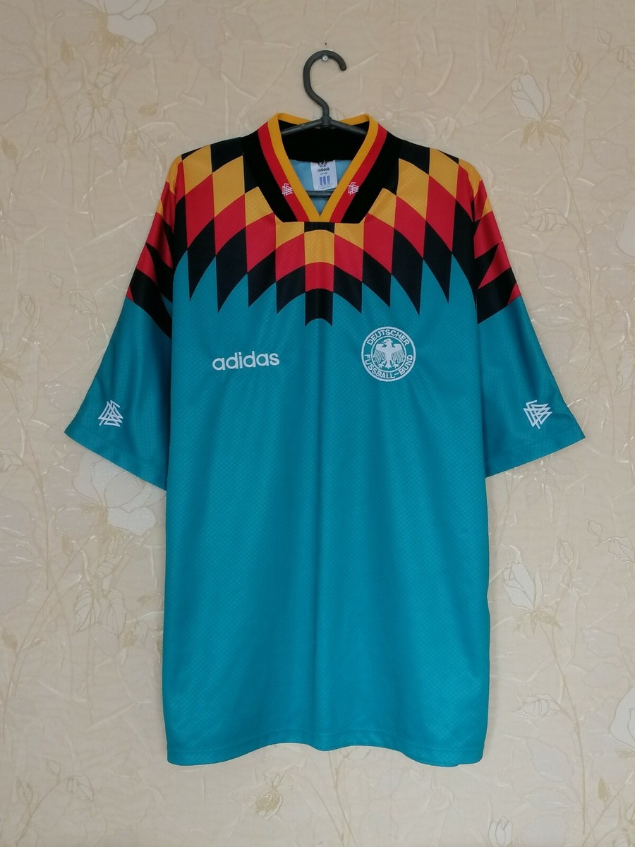 デサント製 adidas ドイツ代表モデル 1996 アウェイ Germany 1994 - 1996 away vintage football shirt jersey