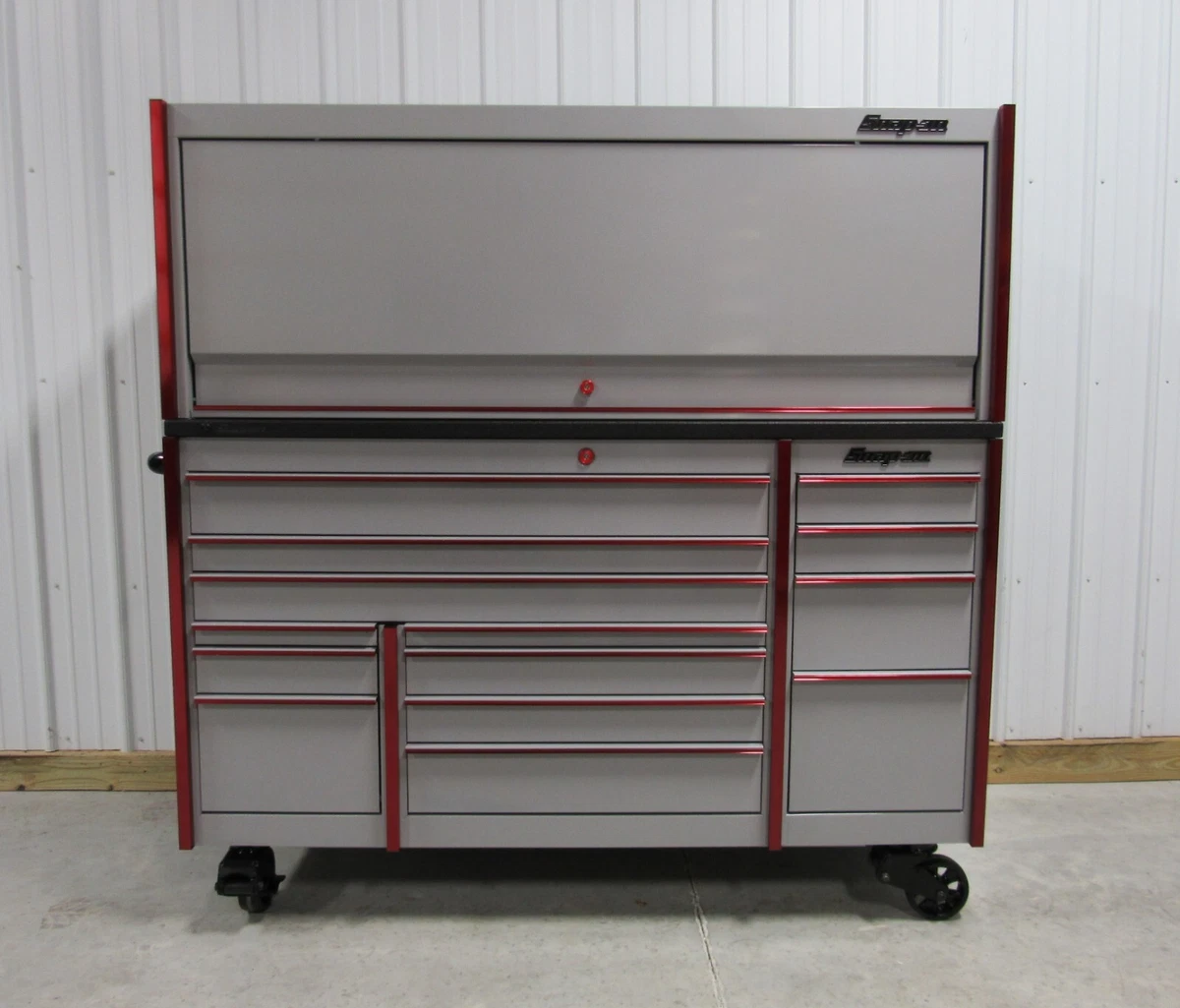 Arctic silver snap sale on tool box
