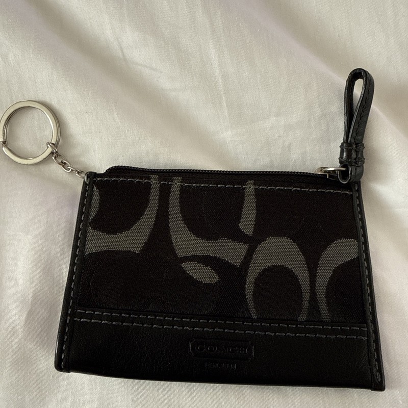 Coach Black Signature Logo Zip Wallet Key Ring Women's Credit Card