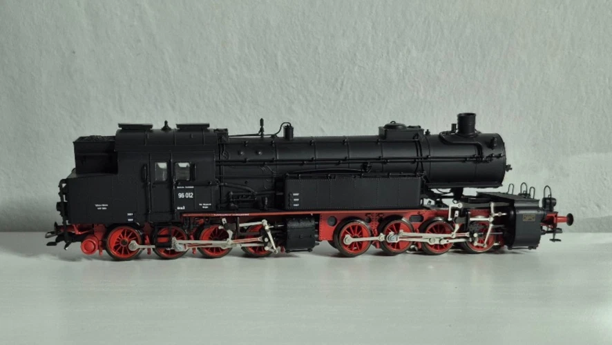Rivarossi 10538 H0 DR Dampflokomotive BR 96 012 in OVP AC/Digital - Bild 2 von 4