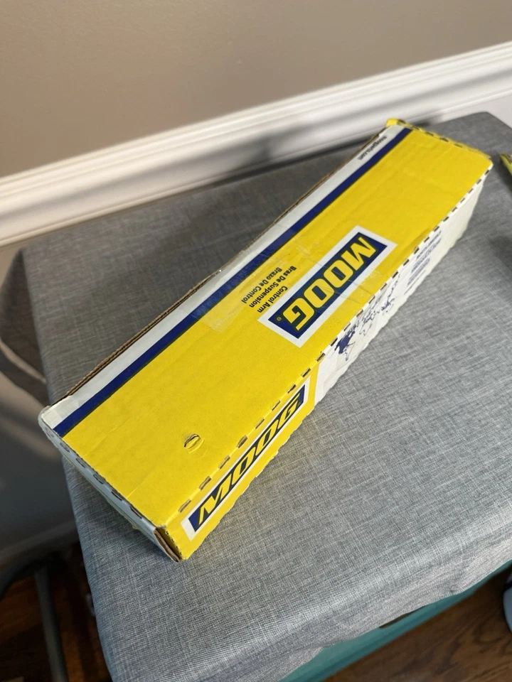 Brazo de control Moog con buje RK100090 trasero inferior delantero 2009-2019 Nissan 370z Foto 2 de 4