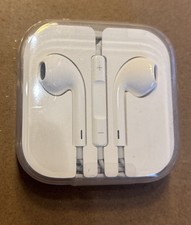 Genuine Apple Corded White Earpods Earbuds Headphones 3.5mm - Brand NEW in Case