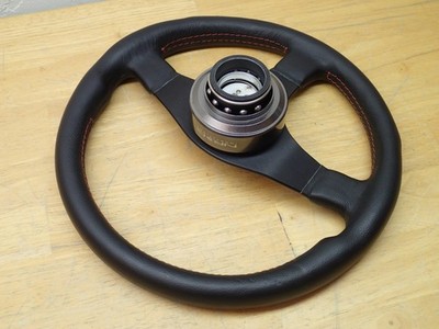 Momo Leather Steering Wheel D32 KBA 70142 Italy with Quick Release