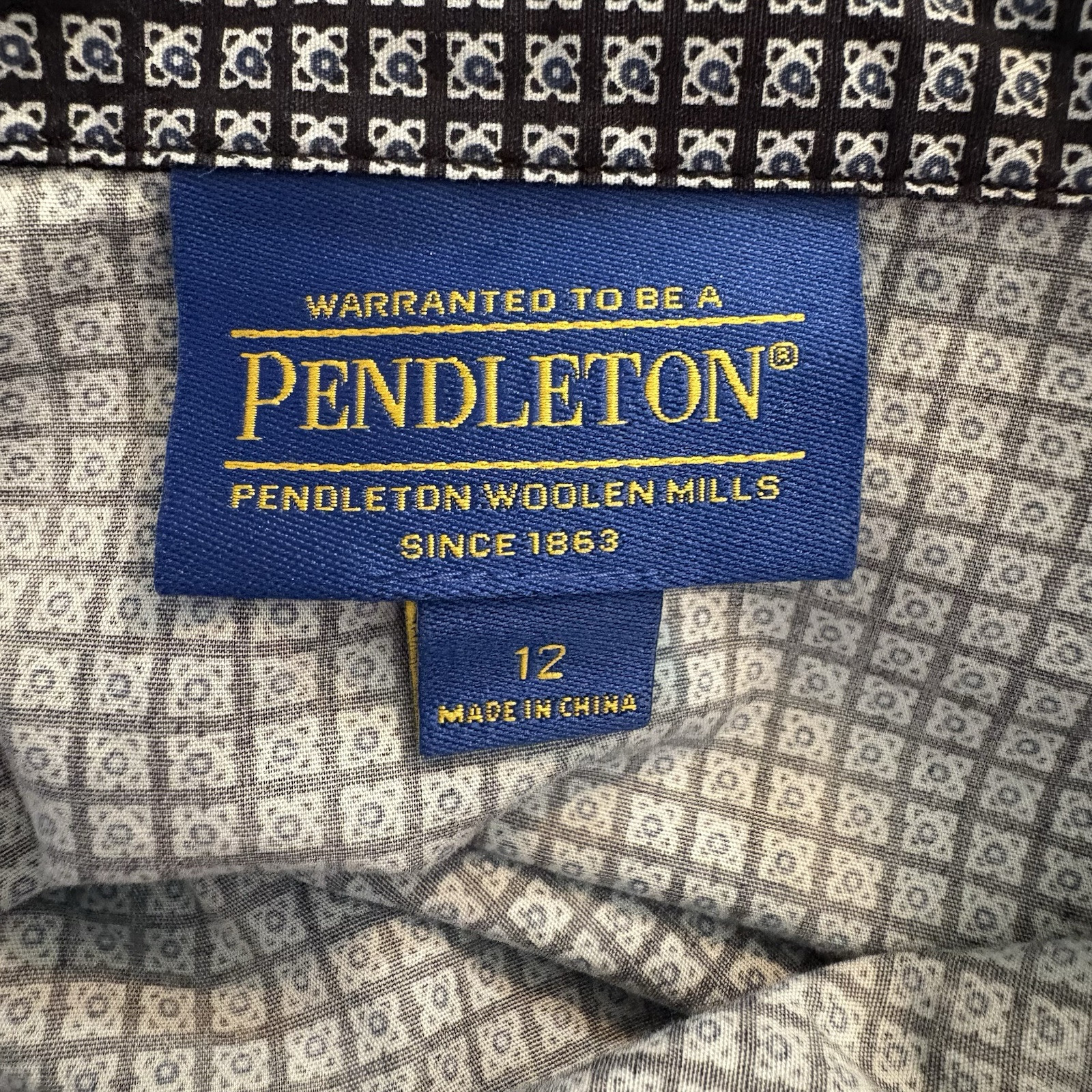 Pendleton Button Down Shirt size 12, 100% cotton. - image 8