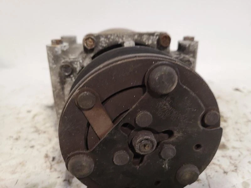 Compresor de aire acondicionado 4 puertas excluyendo Sport Trac compatible con 02-05 EXPLORER 1707330 Foto 2 de 4