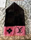Louis Vuitton Monogram Beaver Fur Collar With Silk Lining, Black & Pink — photo 2
