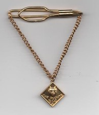 Cub Scout Leader Tie-Tac, Gold-Toned Metal Clip, Chain, Wolf Emblem, Near-Mint!