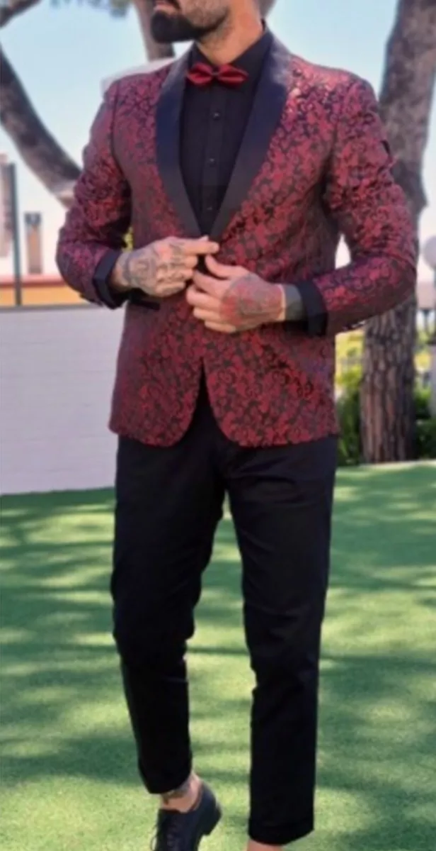 Abito uomo outlet damascato bordeaux