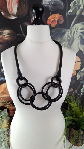 LADIES Lagenlook statement necklace ARTY Quirky Rubber Unique pendant Boho BNWT - Picture 6 of 6
