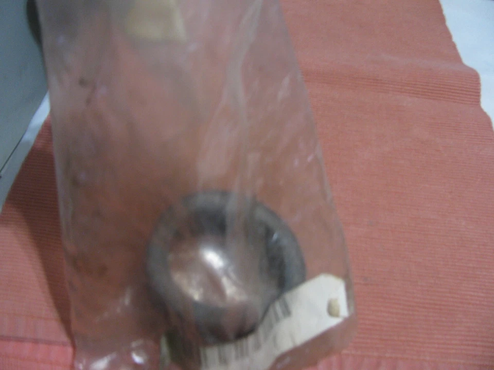 Genuine Nissan Insulator rack 54445-F5100 1979-1983 DATSUN 280ZX,1980-1984 810 - Imagem 4 de 4