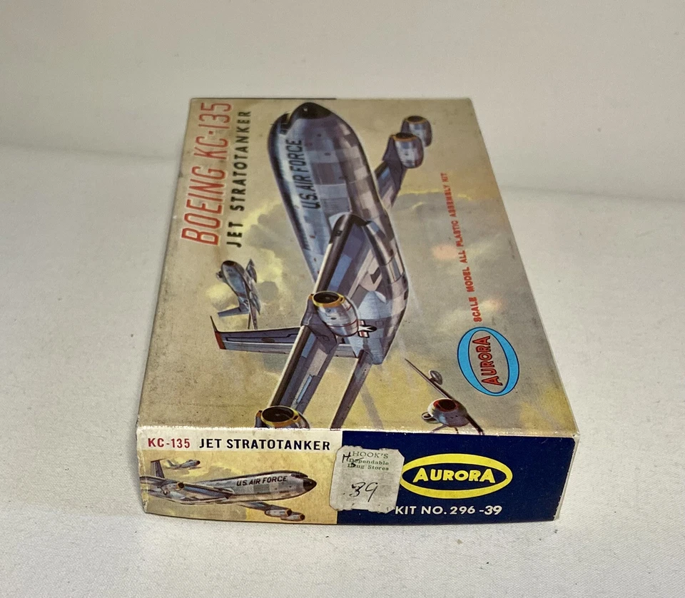 Vintage 1964 AURORA BOEING KC-135 Model Kit, #296-39, Complete In Open Box - Image 4 of 4