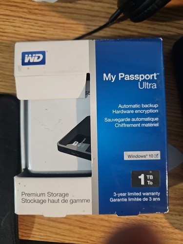 WD 1TB Elements SE Portable External Hard Drive HDD-WDBEPK0010BBK-WESN