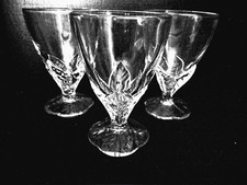 Vintage CLAIREY France embossed PETAL Set 3 Water Goblets 8 oz