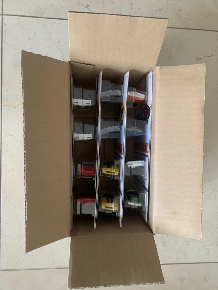 Hot Wheels Flying Customs Target 2022 12 coches en total Foto 2 de 4